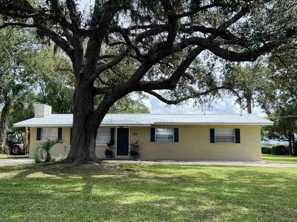 6198 S Main St, Hastings, FL 32145