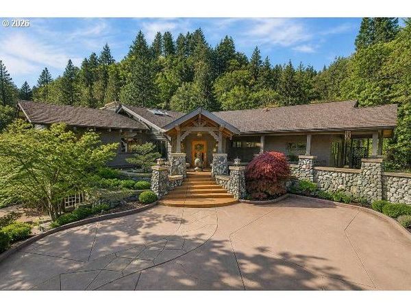 237 GRANITE ST, Ashland, OR 97520