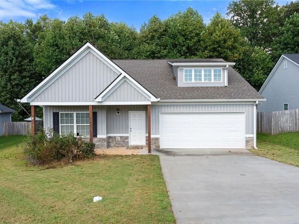 314 Highland Pointe Drive, Alto, GA 30510
