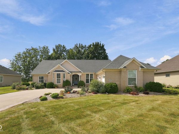 209 S Buckingham Road, Yorktown, IN 47396