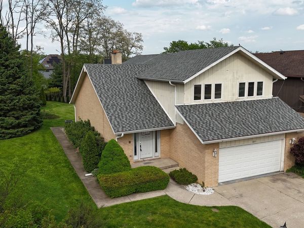 8315 Helen Court , Downers Grove, IL 60516