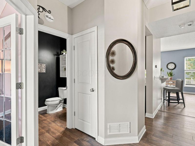 6377 Hoffman Trace Drive, Columbus, OH 43213 Photo 8