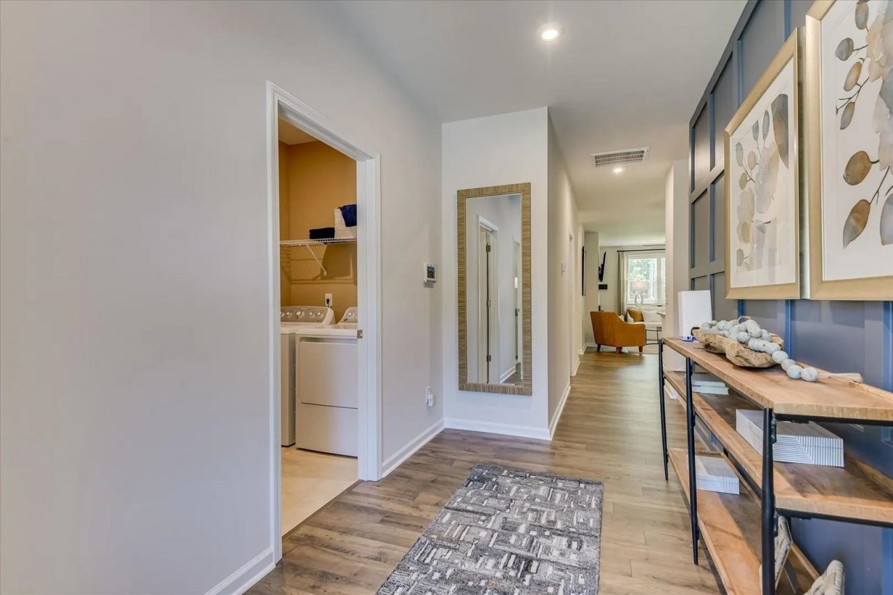 150 Cascade Dr. Photo 14
