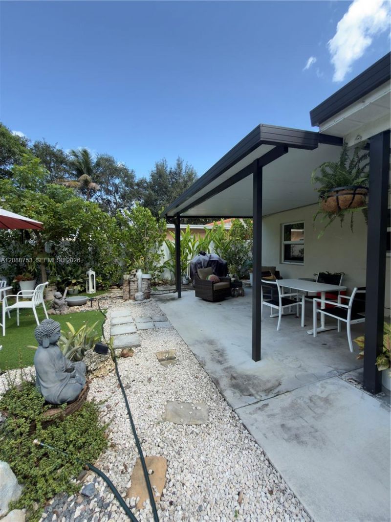 745 NW 126th St, North Miami, FL 33168 Photo