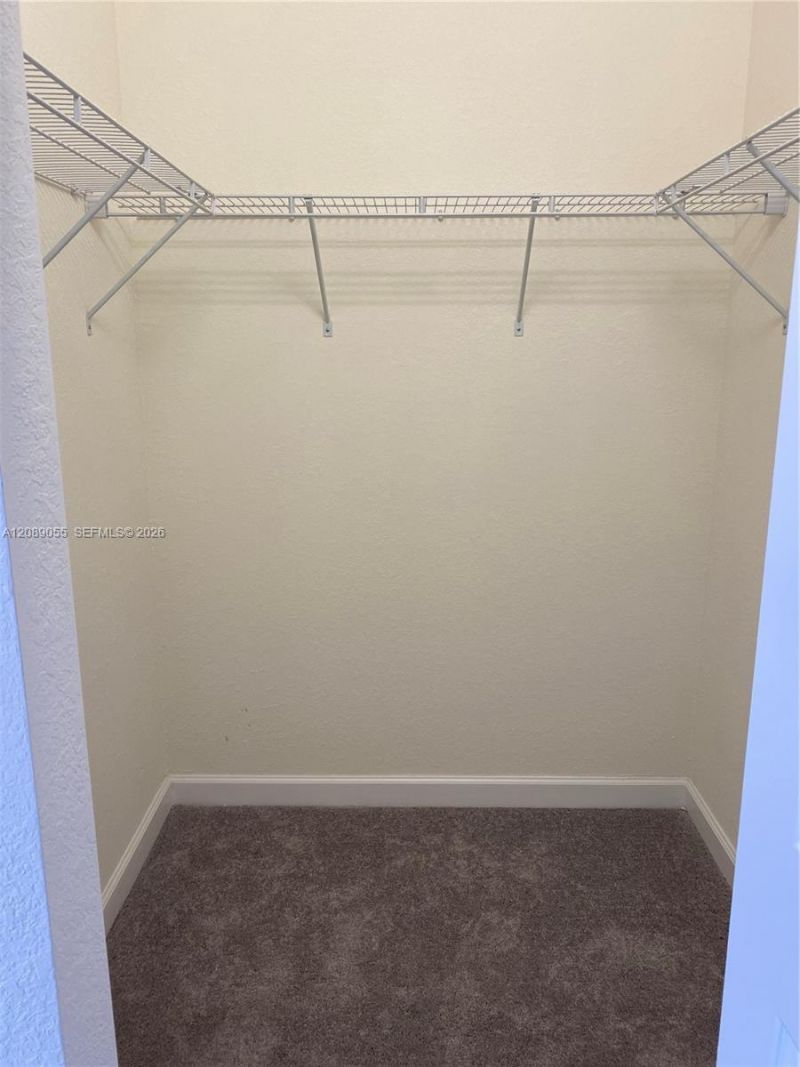 10948 W 32nd Ln, Hialeah, FL 33018 Photo