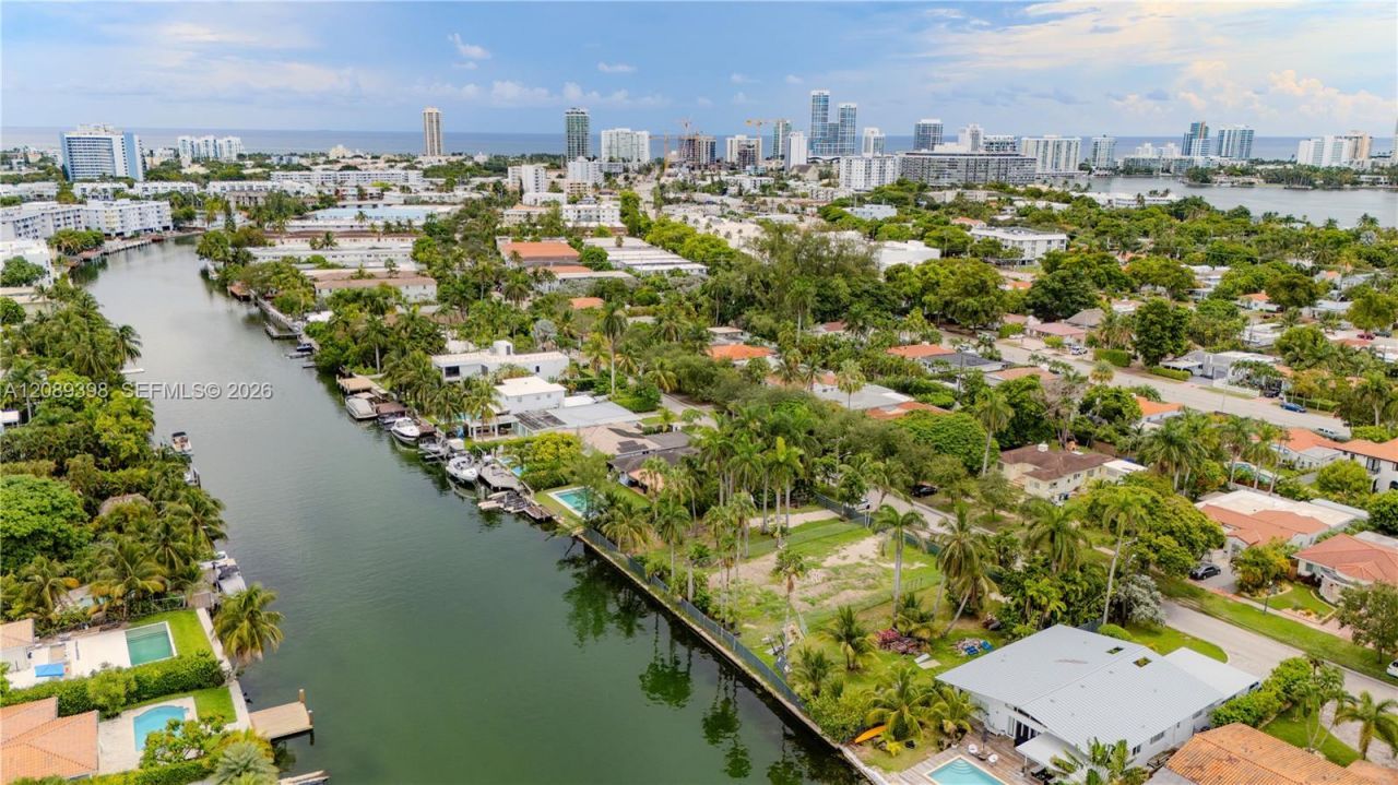 1415 Marseille Dr, Miami Beach, FL 33141 Photo