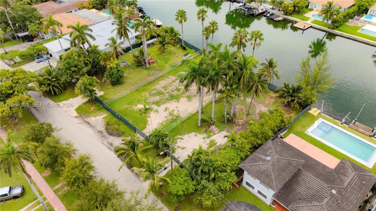 1415 Marseille Dr, Miami Beach, FL 33141 Photo