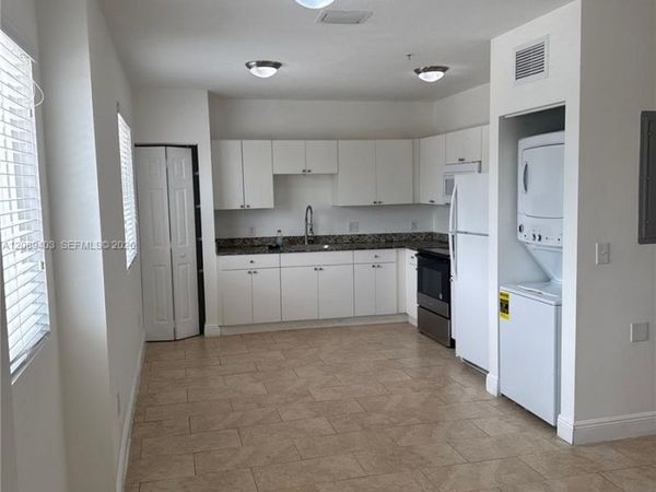 8250 W 21st Ln, Unit C211, Hialeah, FL 33016