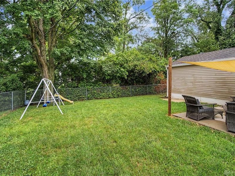 5623 Bayside Drive, Riverside, OH 45431 Photo 32