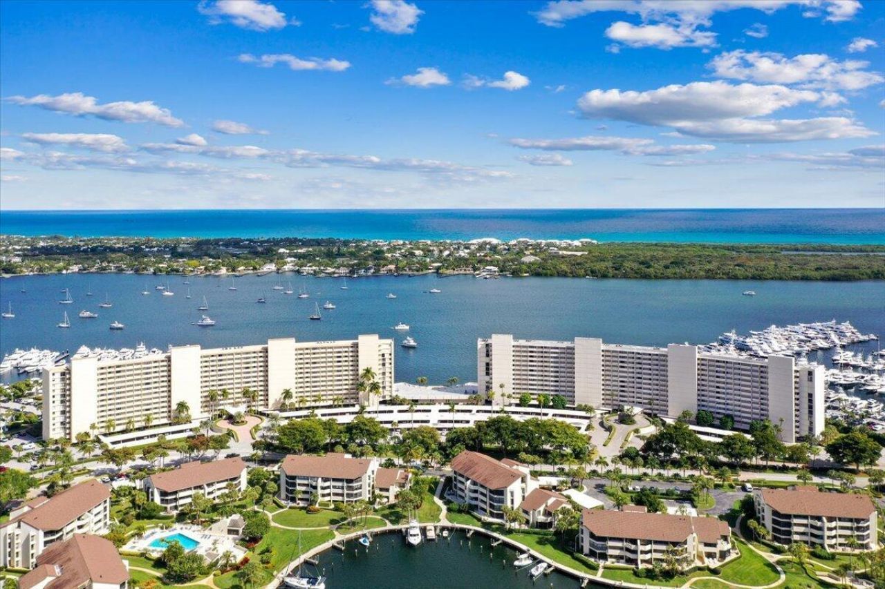 120 Lakeshore Drive, Unit 4360, North Palm Beach, FL 33408 Photo