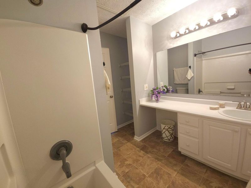 6773 Lagrange Drive, Unit 59B, Canal Winchester, OH 43110 Photo 55