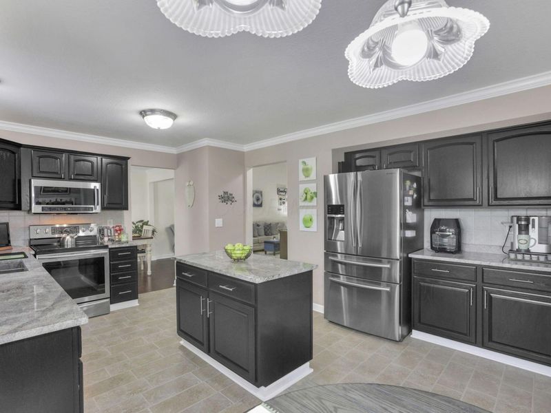 933 Sandrock Avenue, Reynoldsburg, OH 43068 Photo 13