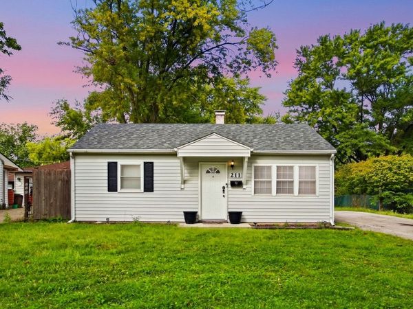 211 S Hammes Avenue , Joliet, IL 60436