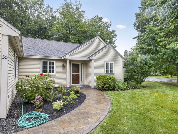 30 Honeysuckle Lane, Scarborough, ME 04074