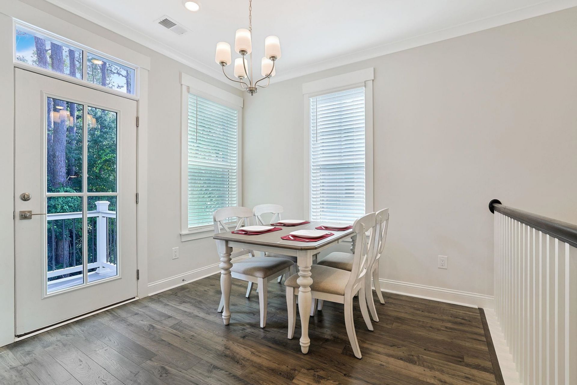 491 Promenade Dr. Photo 11