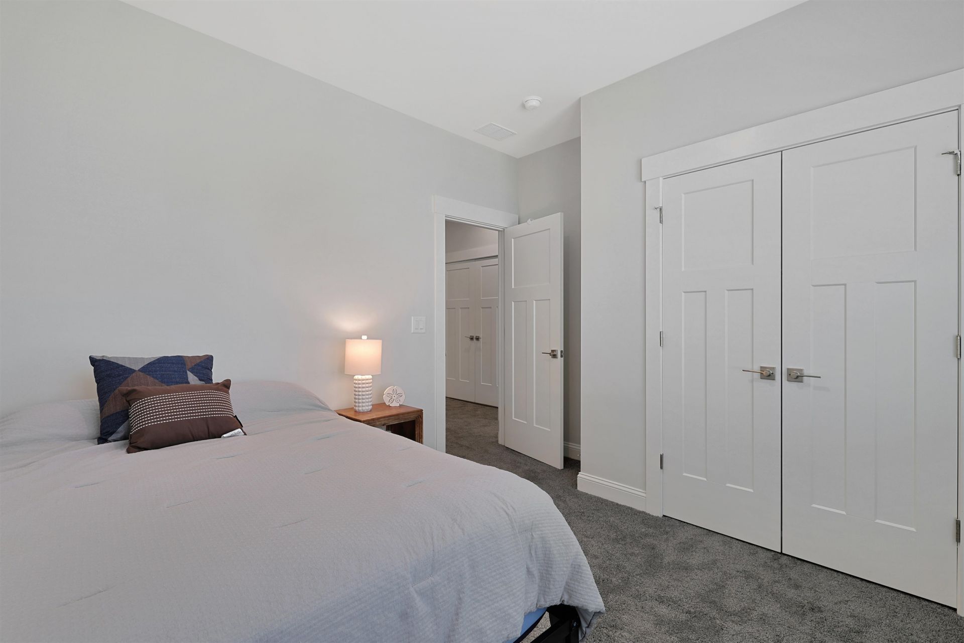 491 Promenade Dr. Photo 23