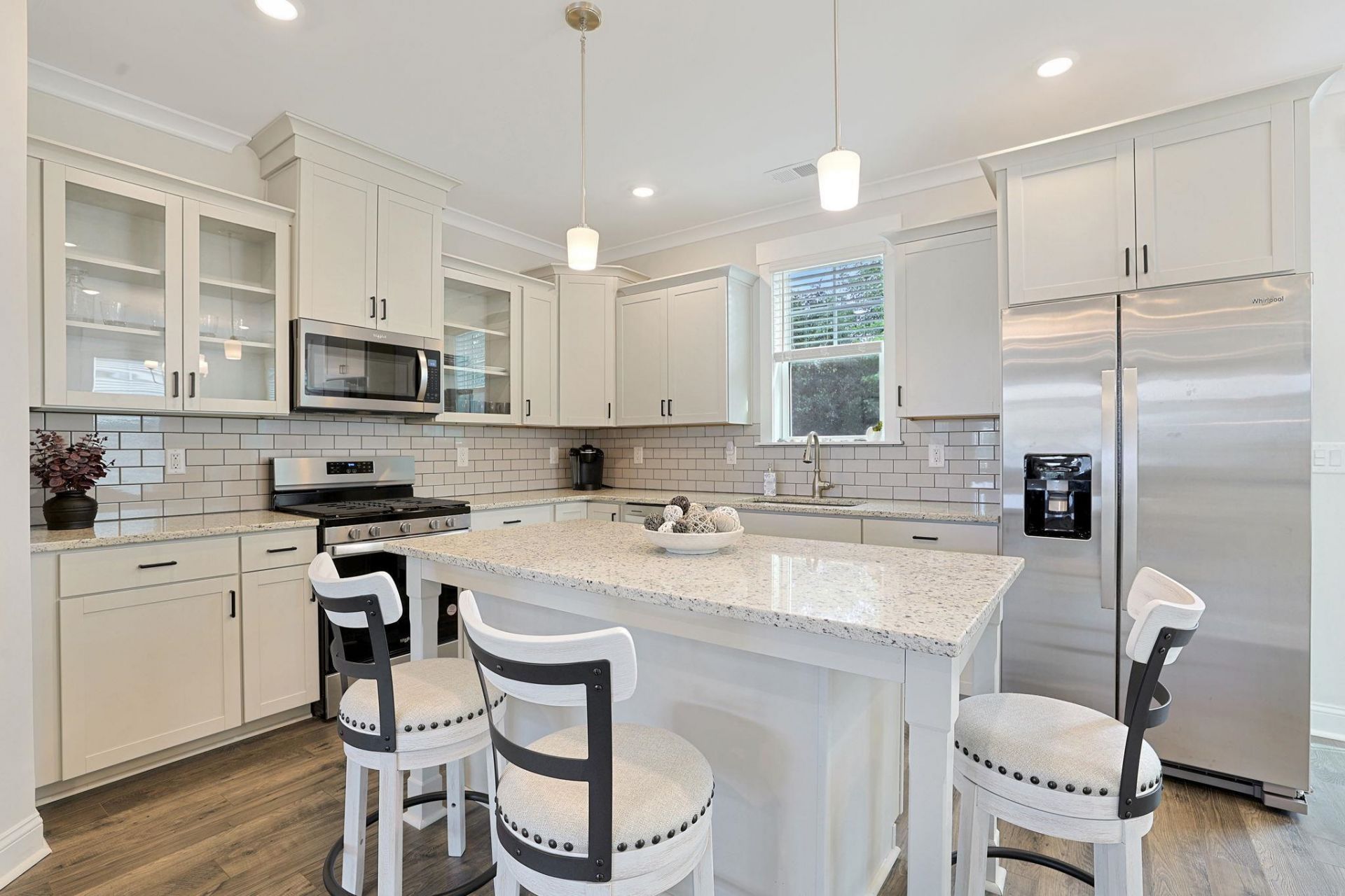 491 Promenade Dr. Photo 6