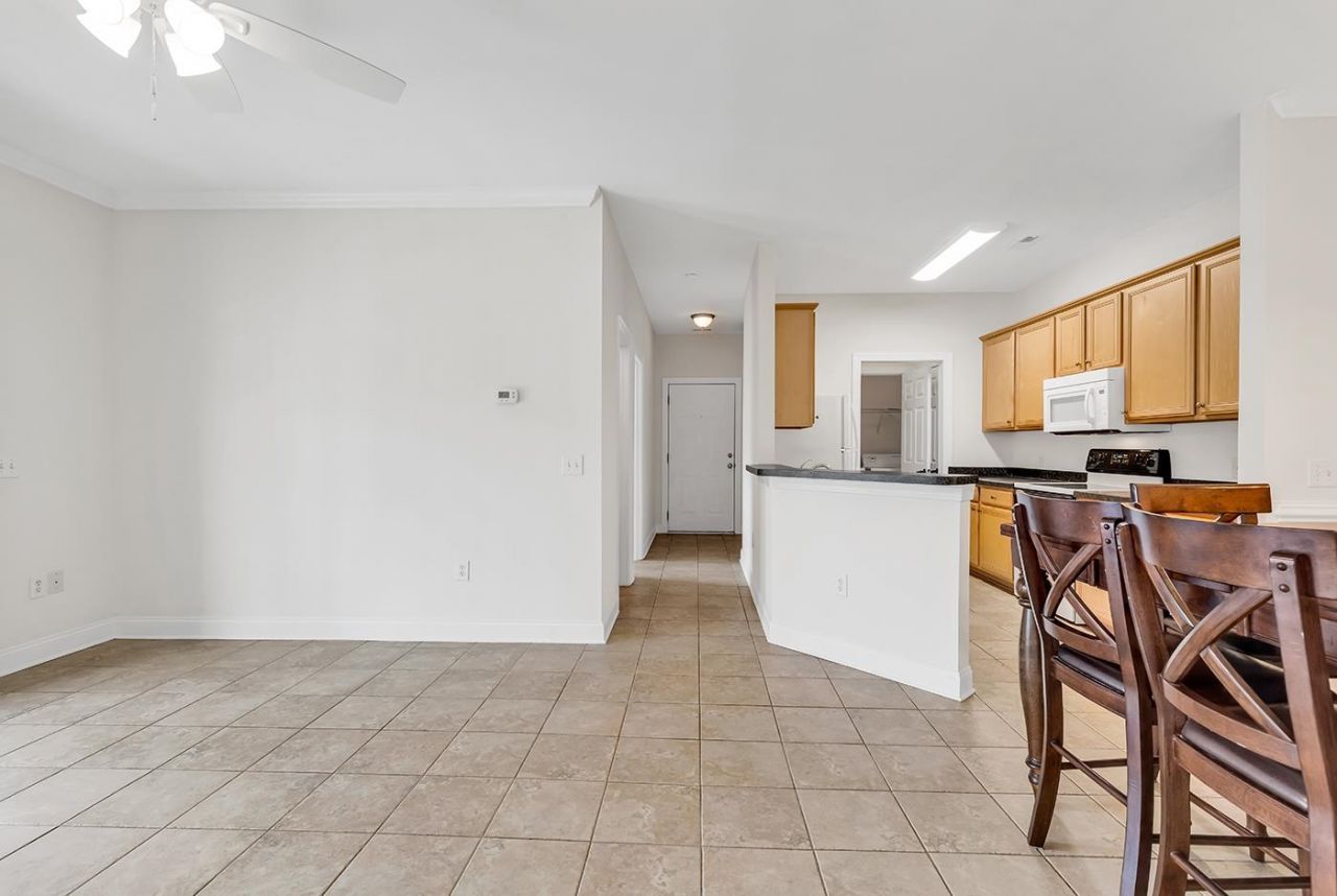 2061 Silvercrest Dr.  Photo 12