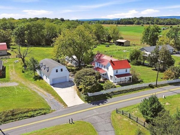 1410 SWAN POND ROAD, MARTINSBURG, WV 25404