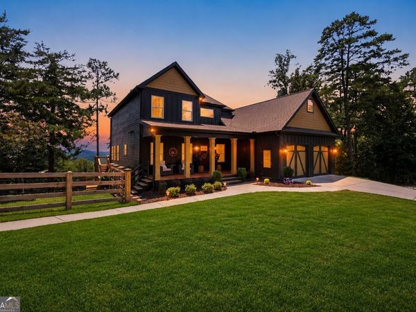 567 Crown Mountain Way, Dahlonega, GA 30533