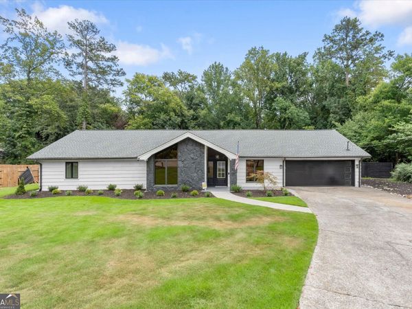 1300 Chipping Court, Roswell, GA 30076