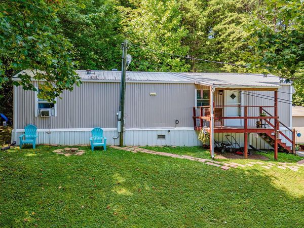 178 Sarah Annie Drive, Johnson City, TN 37601