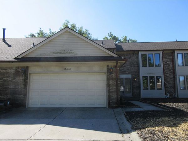 13760 Plumbrook , Sterling Heights, Mi 48312
