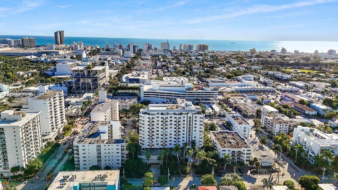 1621 Bay Rd, Unit 604, Miami Beach, FL 33139 Photo