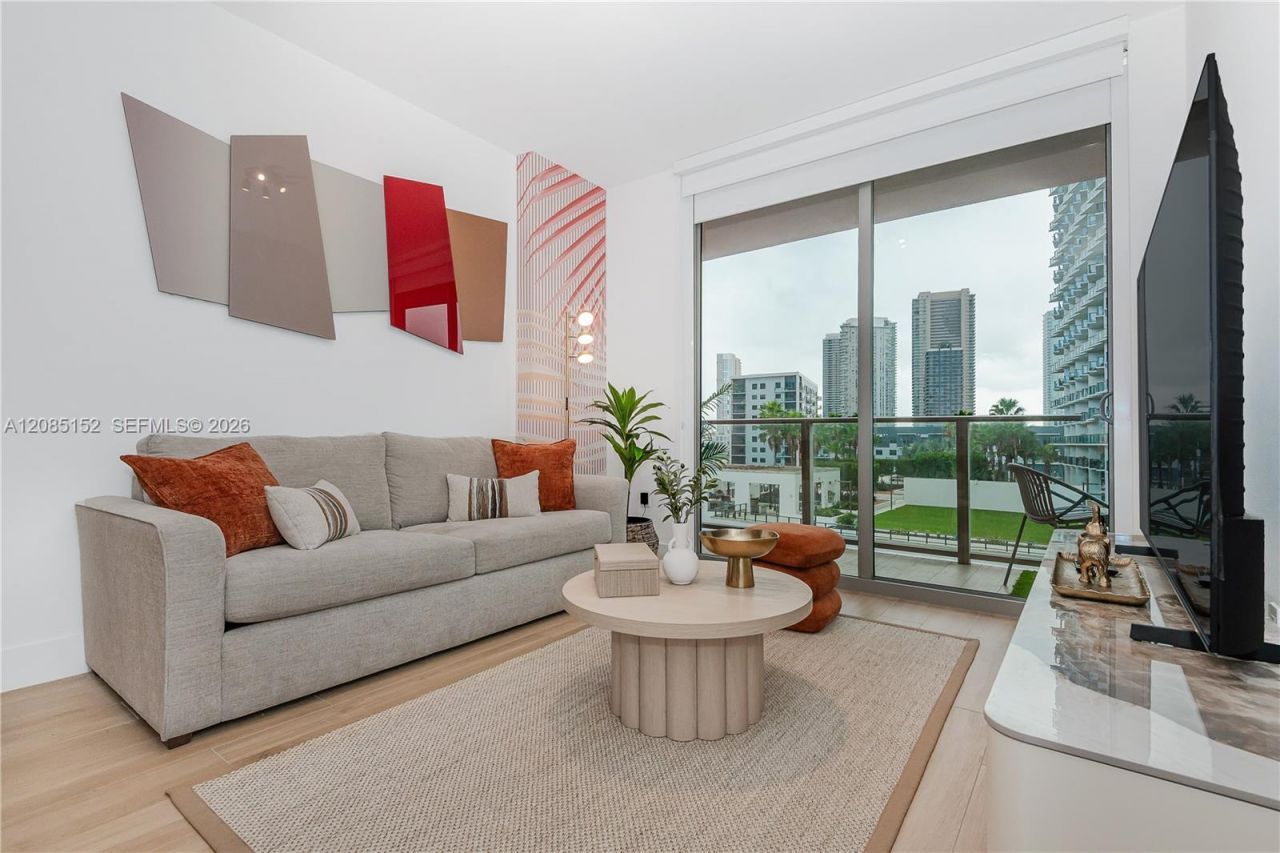 90 NE 32nd St, Unit 808, Miami, FL 33127 Photo