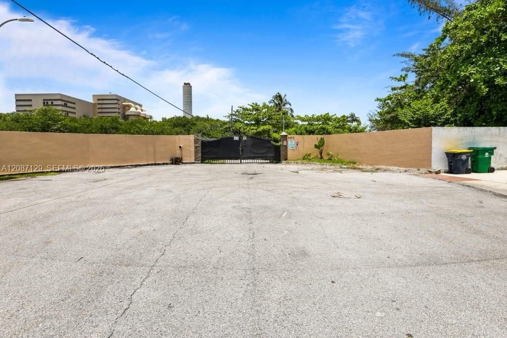 4400 SW 42nd Ter, Dania Beach, FL 33314 Photo