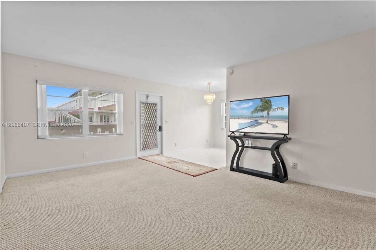 523 Fanshaw M, Unit 523, Boca Raton, FL 33434 Photo