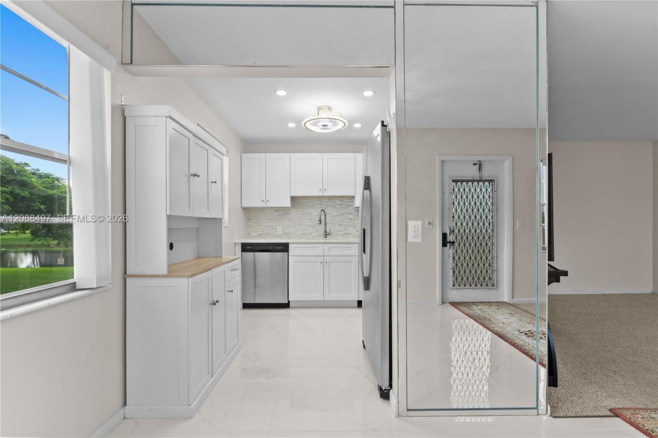 523 Fanshaw M, Unit 523, Boca Raton, FL 33434 Photo