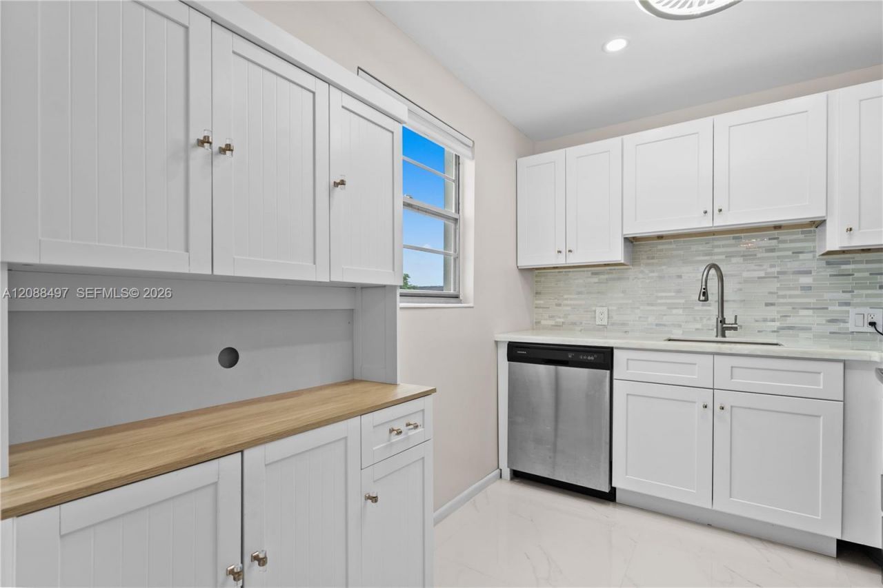 523 Fanshaw M, Unit 523, Boca Raton, FL 33434 Photo
