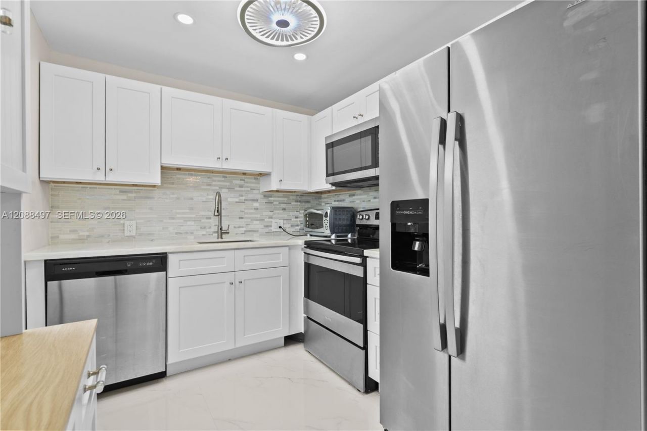 523 Fanshaw M, Unit 523, Boca Raton, FL 33434 Photo