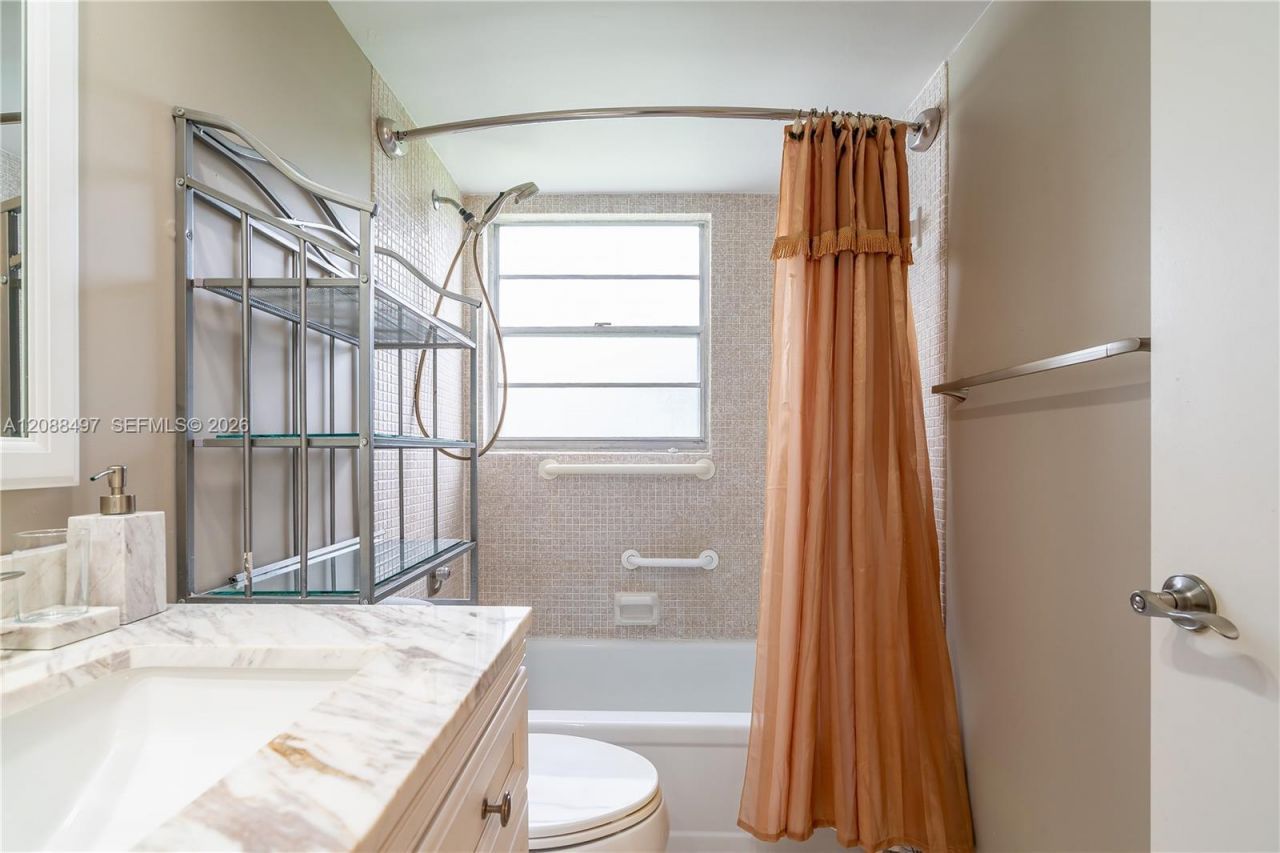 523 Fanshaw M, Unit 523, Boca Raton, FL 33434 Photo