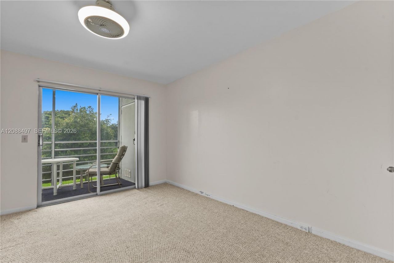 523 Fanshaw M, Unit 523, Boca Raton, FL 33434 Photo