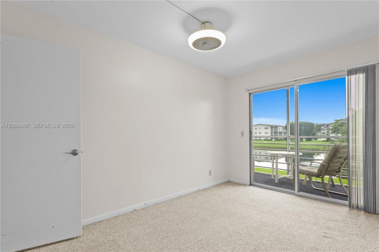 523 Fanshaw M, Unit 523, Boca Raton, FL 33434 Photo
