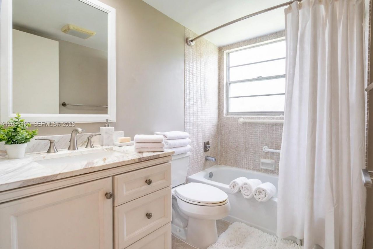 523 Fanshaw M, Unit 523, Boca Raton, FL 33434 Photo