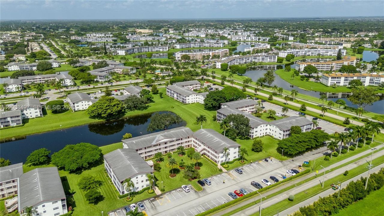 523 Fanshaw M, Unit 523, Boca Raton, FL 33434 Photo