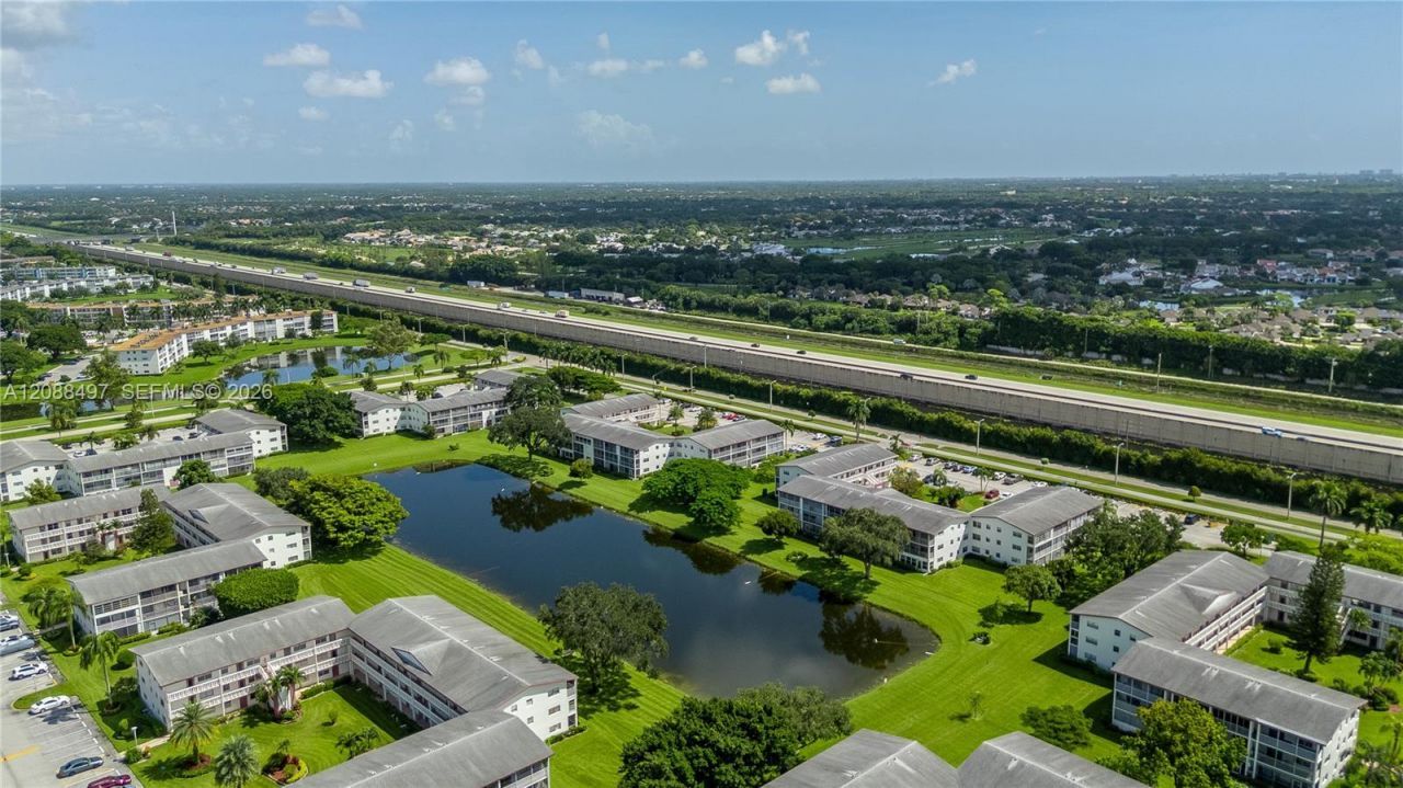 523 Fanshaw M, Unit 523, Boca Raton, FL 33434 Photo