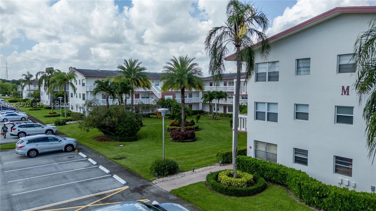 523 Fanshaw M, Unit 523, Boca Raton, FL 33434 Photo