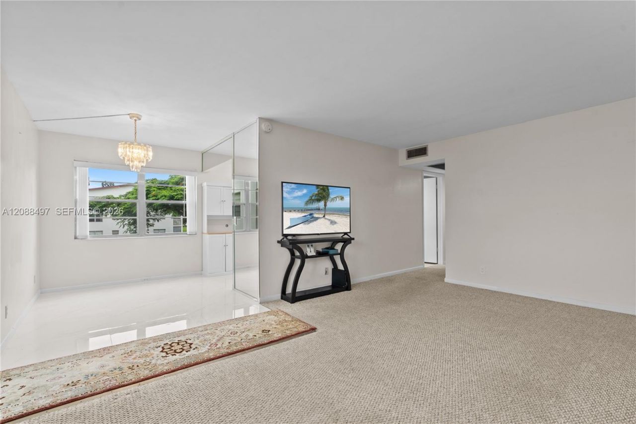 523 Fanshaw M, Unit 523, Boca Raton, FL 33434 Photo