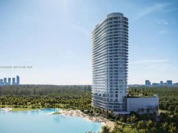 2411 Laguna Circle, Unit 2803, Miami, FL 33181