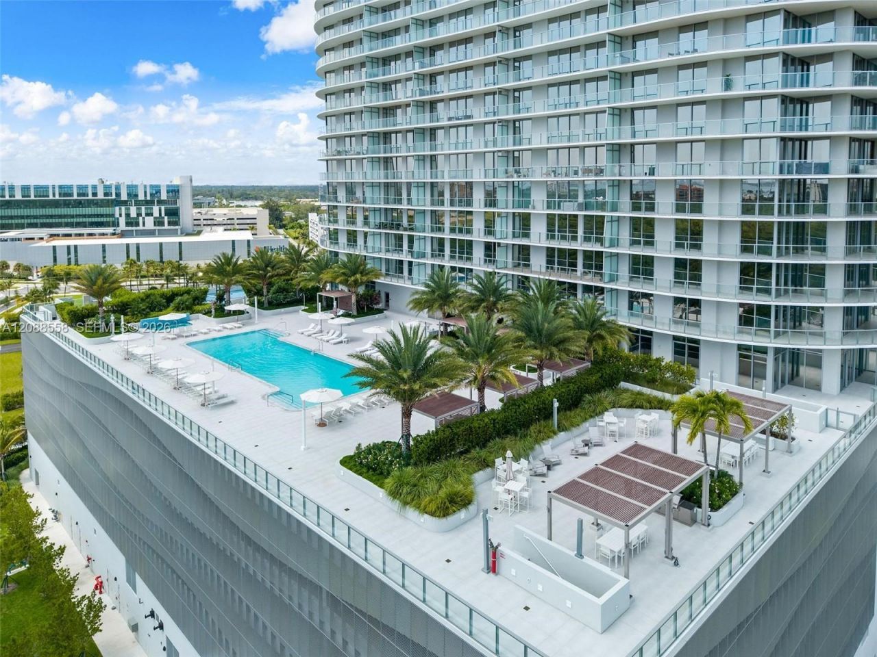 2411 Laguna Circle, Unit 2803, Miami, FL 33181 Photo