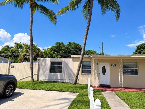 1801 NE 51st Ct, Pompano Beach, FL 33064