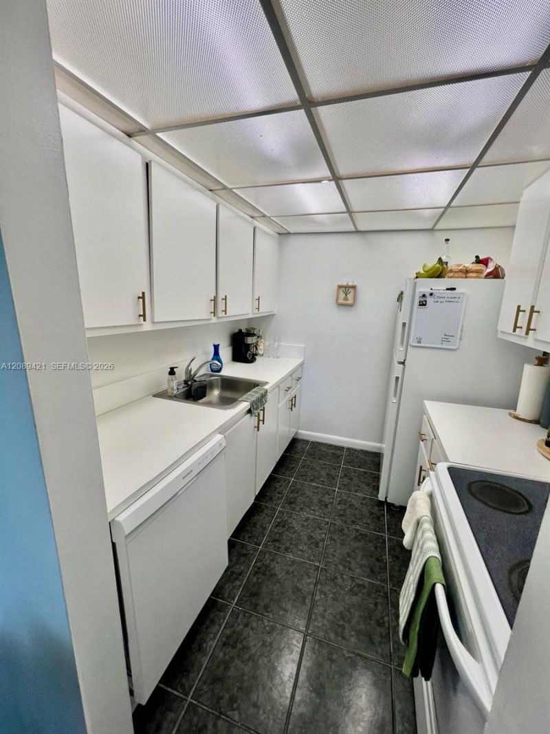 2350 NE 135th St, Unit 208, North Miami, FL 33181 Photo