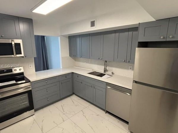 701 Three Islands Blvd, Unit 320, Hallandale Beach, FL 33009