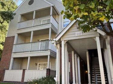 12155 PENDERVIEW TERRACE, Unit 821, FAIRFAX, VA 22033