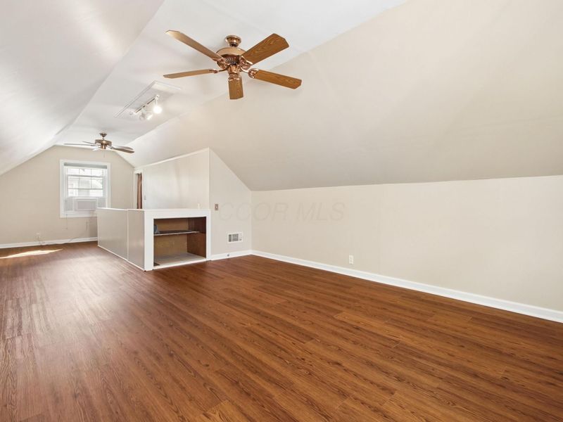 565 Northridge Road, Columbus, OH 43214 Photo 18