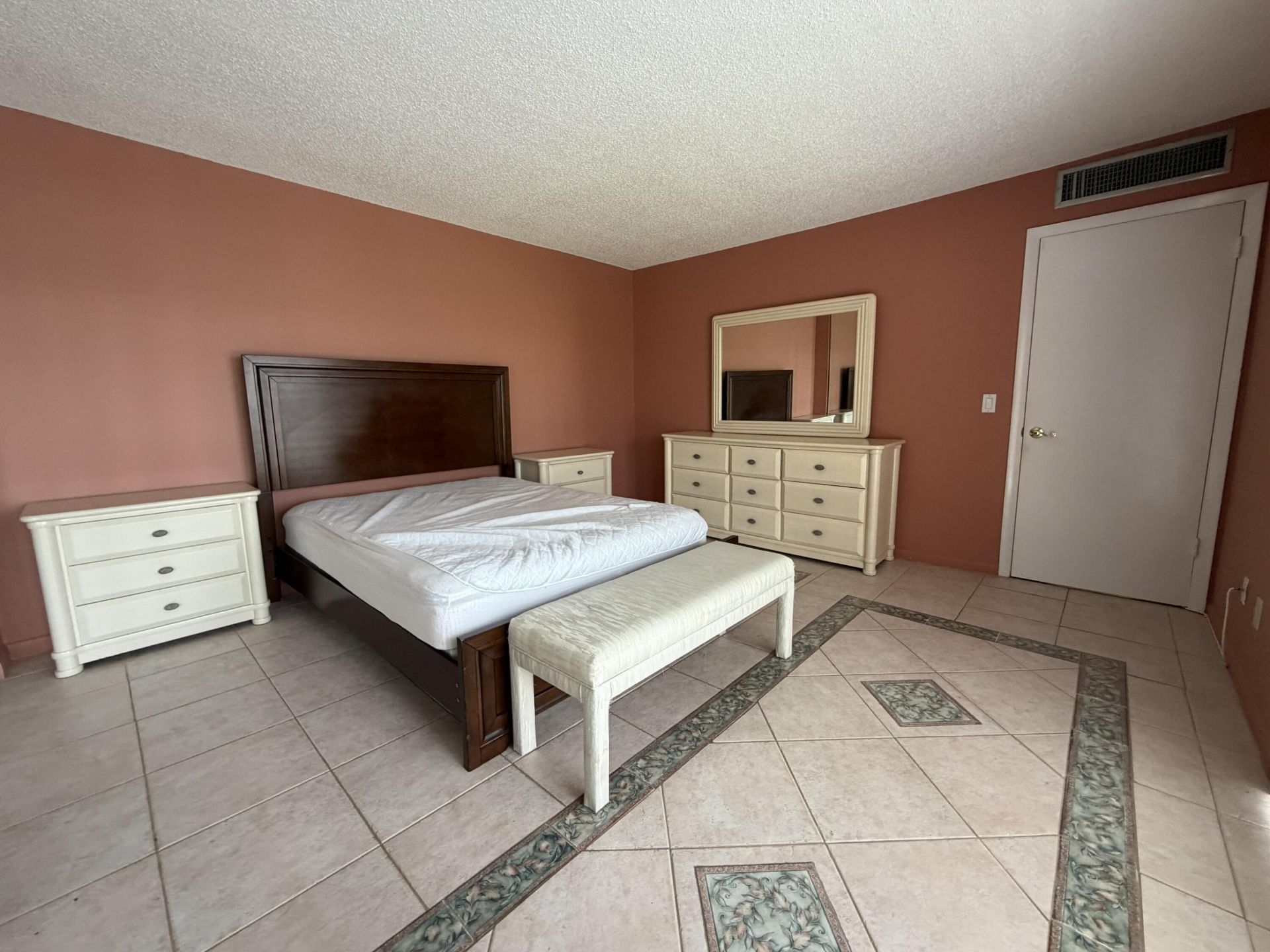 9403 S Ocean Drive, Unit 3D, Jensen Beach, FL 34957 Photo